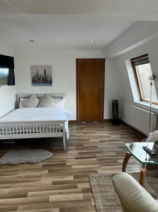 Quirky Studio Flat Selfcontained Londra Esterno foto